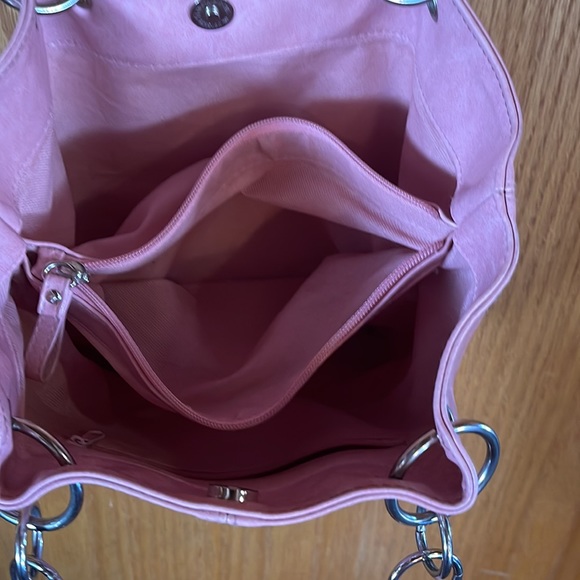 Cute Bucket Pink Purse - Picture 3 of 6